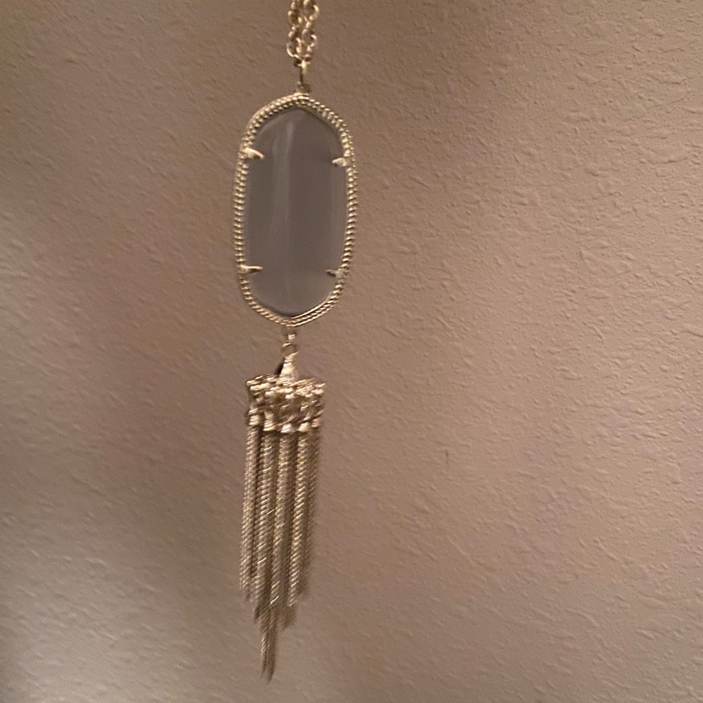 Beautiful Kendra Scott necklace